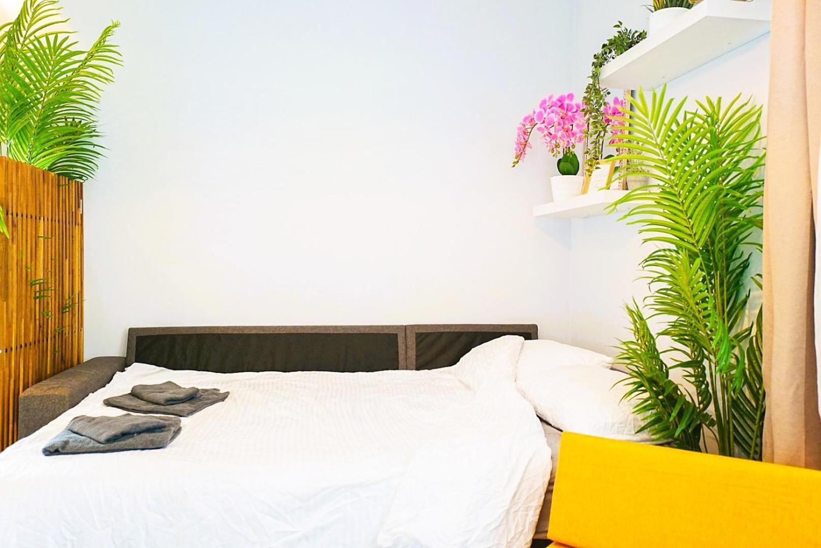 Lägenhet Cofy - Centrally Located, Quiet District, Air-conditioning, Free Parking, 24-7 Express Check-in-out, Close To Sea And Everything Need For Living! Tallinn