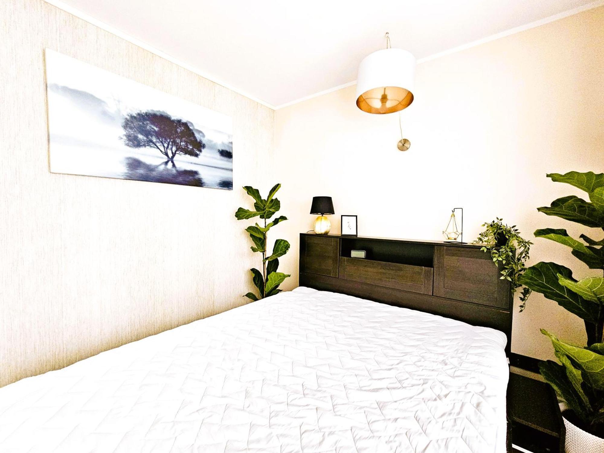 Cofy - Centrally Located, Quiet District, Air-conditioning, Free Parking, 24-7 Express Check-in-out, Close To Sea And Everything Need For Living! Appartement