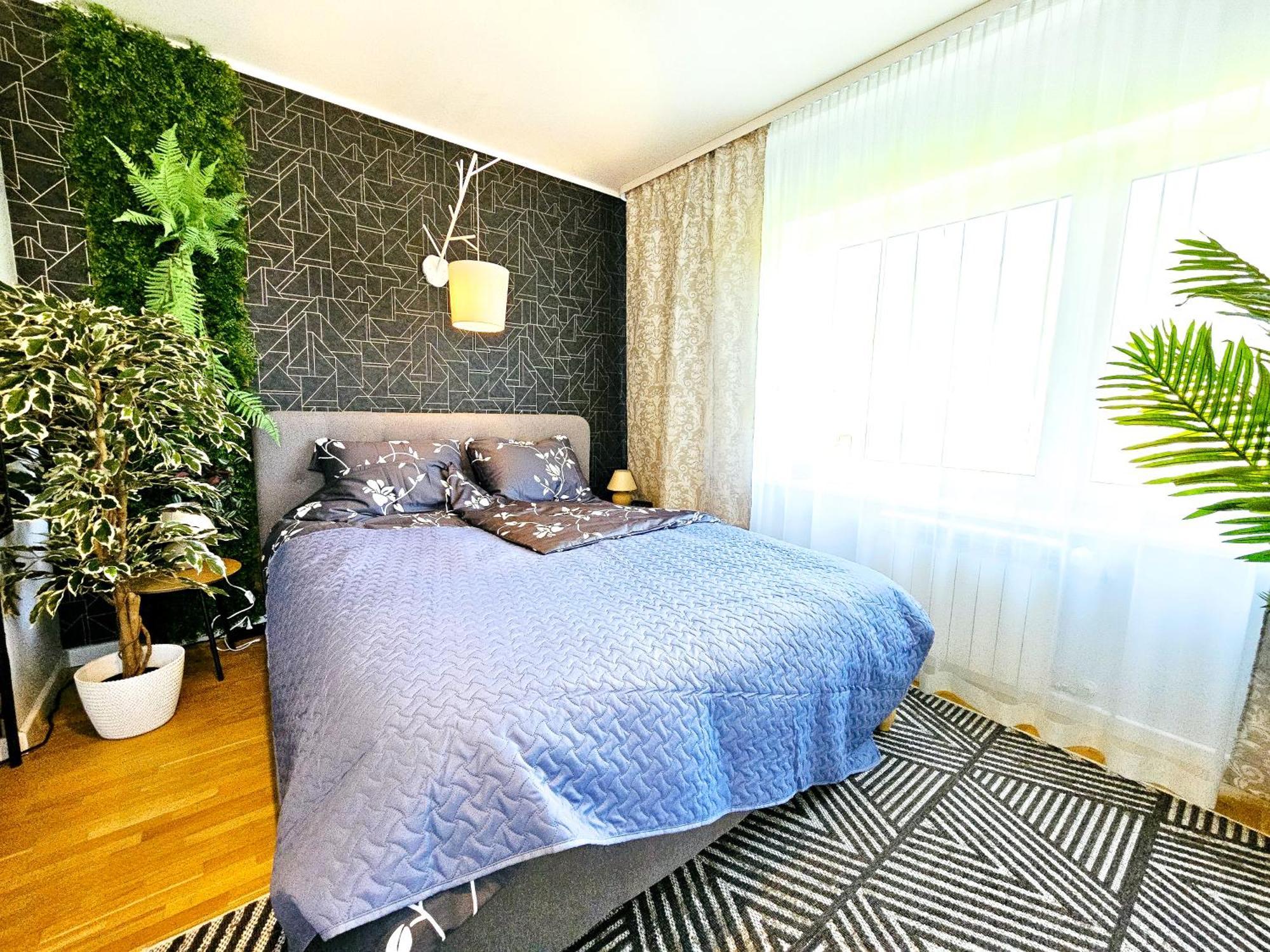 Appartement Cofy - Centrally Located, Quiet District, Air-conditioning, Free Parking, 24-7 Express Check-in-out, Close To Sea And Everything Need For Living! *
