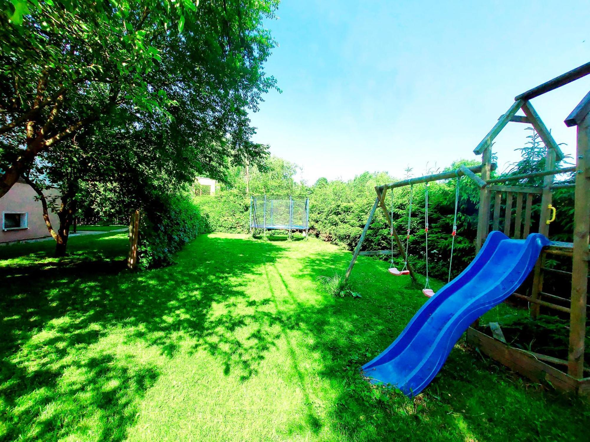 Appartement Cofy - Centrally Located, Quiet District, Air-conditioning, Free Parking, 24-7 Express Check-in-out, Close To Sea And Everything Need For Living! Tallinn